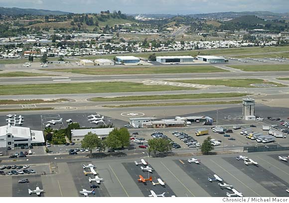 CONCORD / Sweeping plan for airport site / County had hoped to land 3 ...