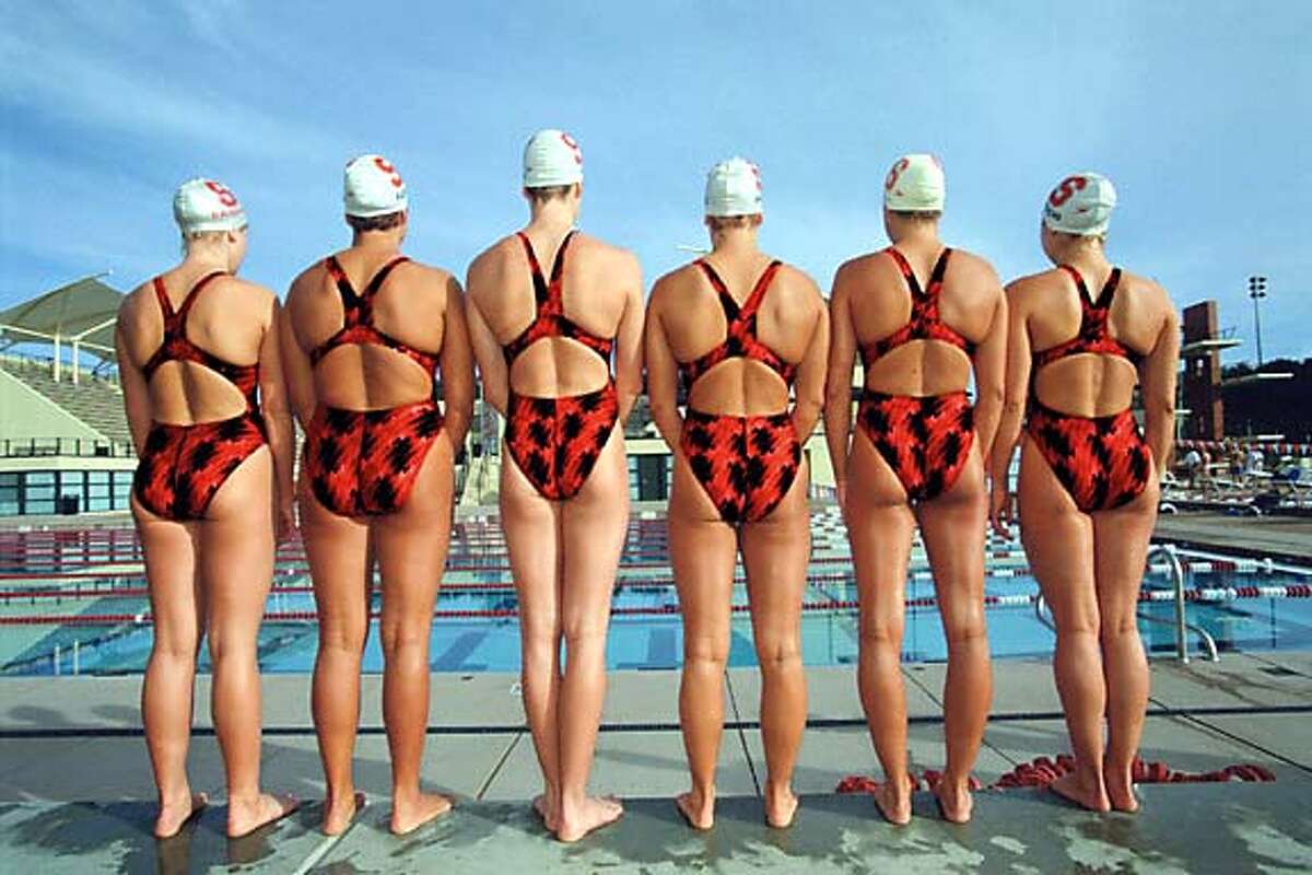 Girlhood, interrupted / Photographers