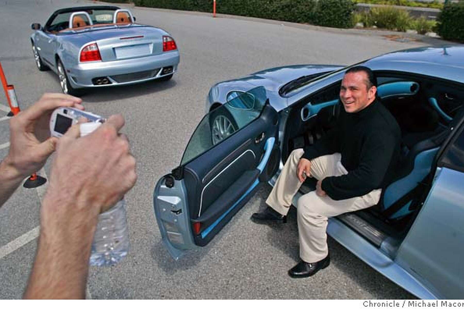 Redwood City Silicon Valley S Fast Lane Dot Commers Can Now Buy A 200 000 Ferrari Close To Home