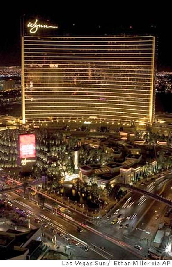 Wynn Las Vegas is an eyeful / World's most expensive casino-resort ...