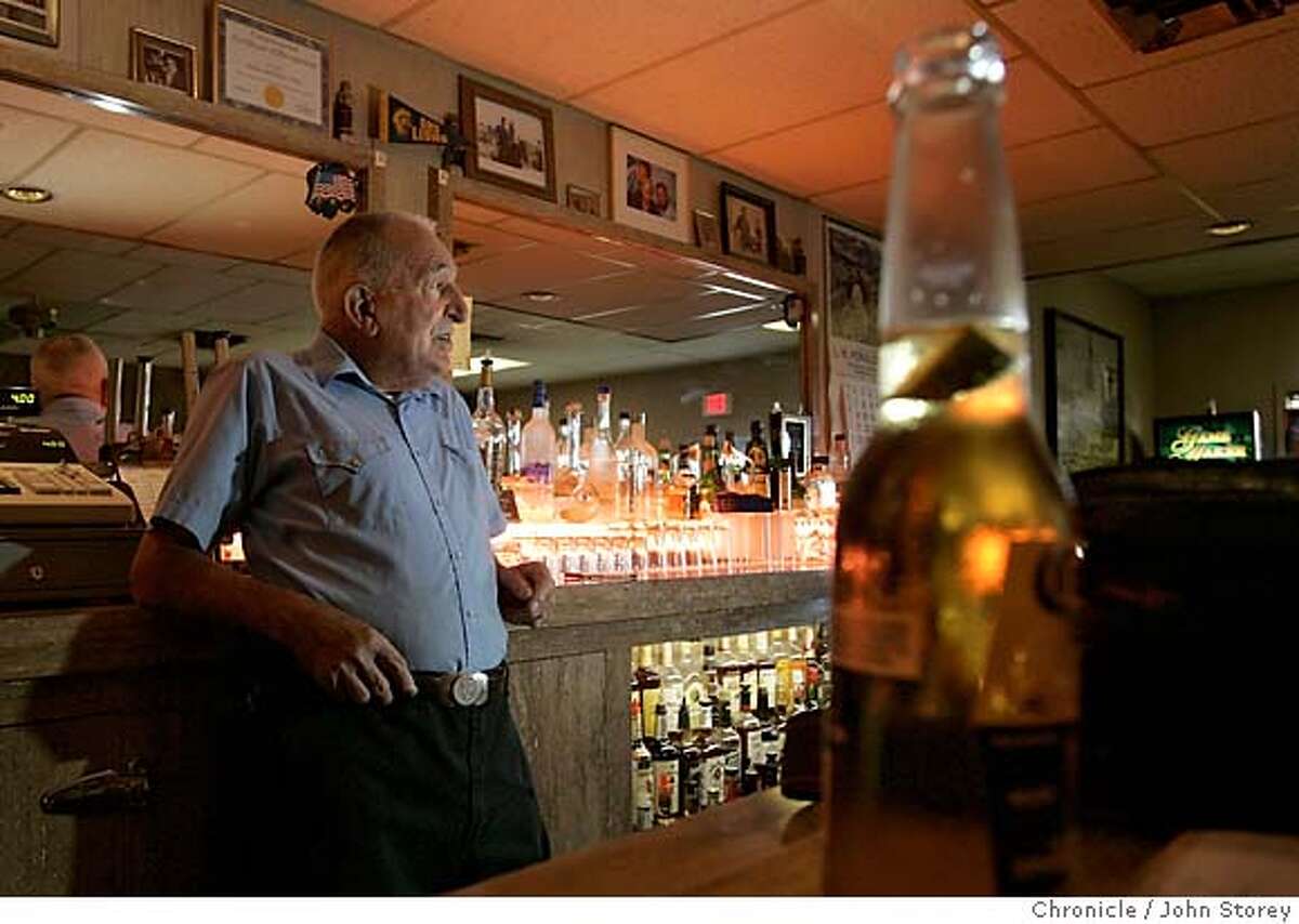 A warmer / Residents of small Nevada town profit from annual