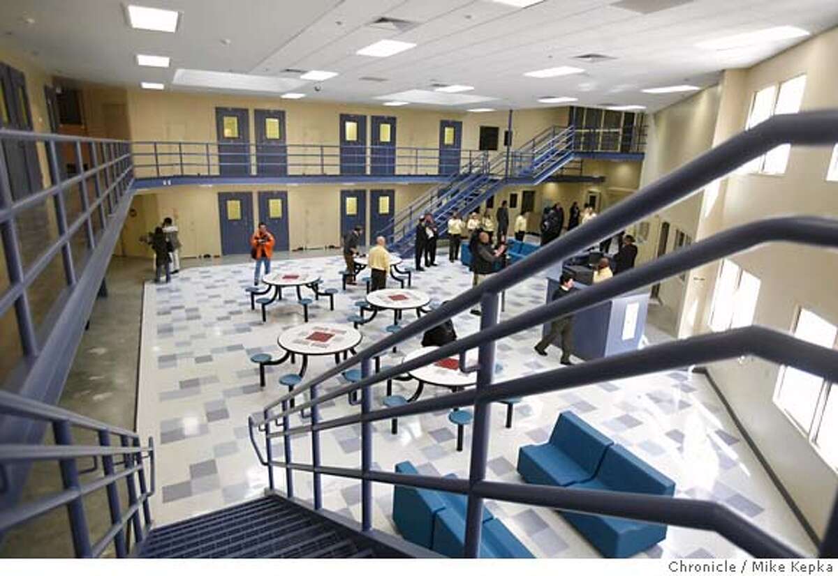 SAN LEANDRO / New juvenile hall dedicated / Modern center opens in