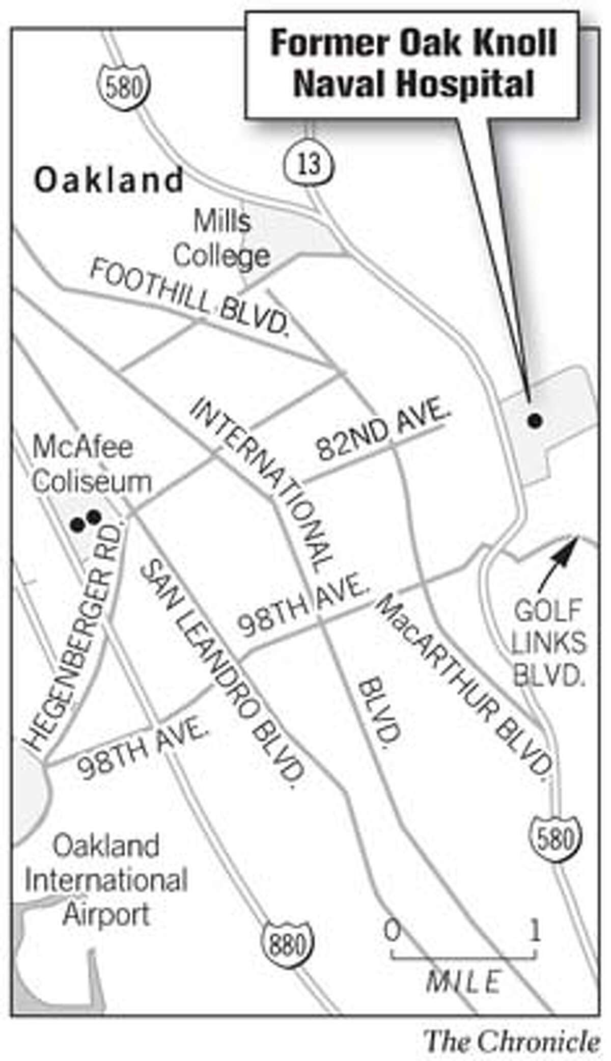 OAKLAND / Neighbors split on Oak Knoll minimansions