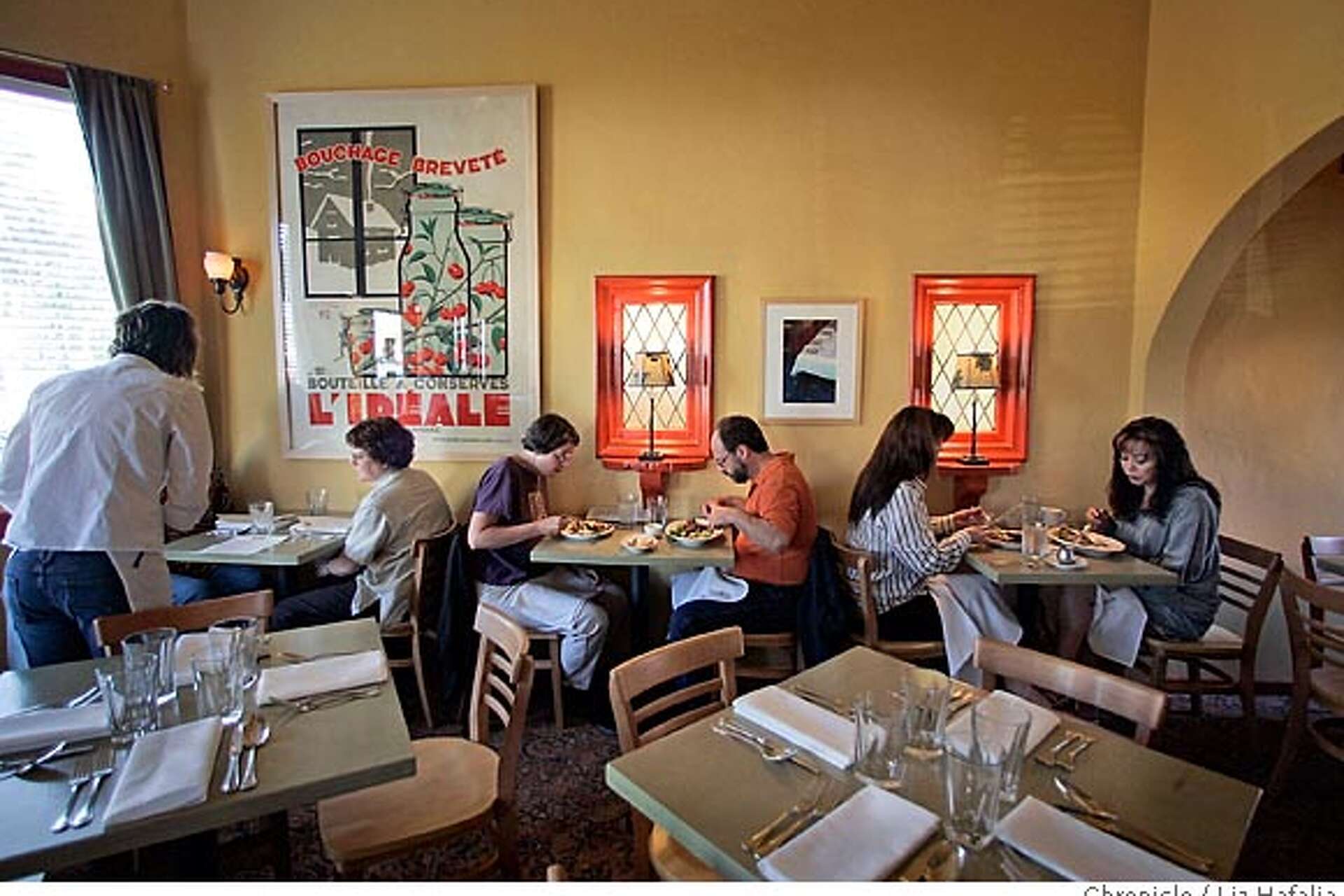 Berkeley: A new bistro -- Olivia -- brings a touch of rural France to  Dwight Way