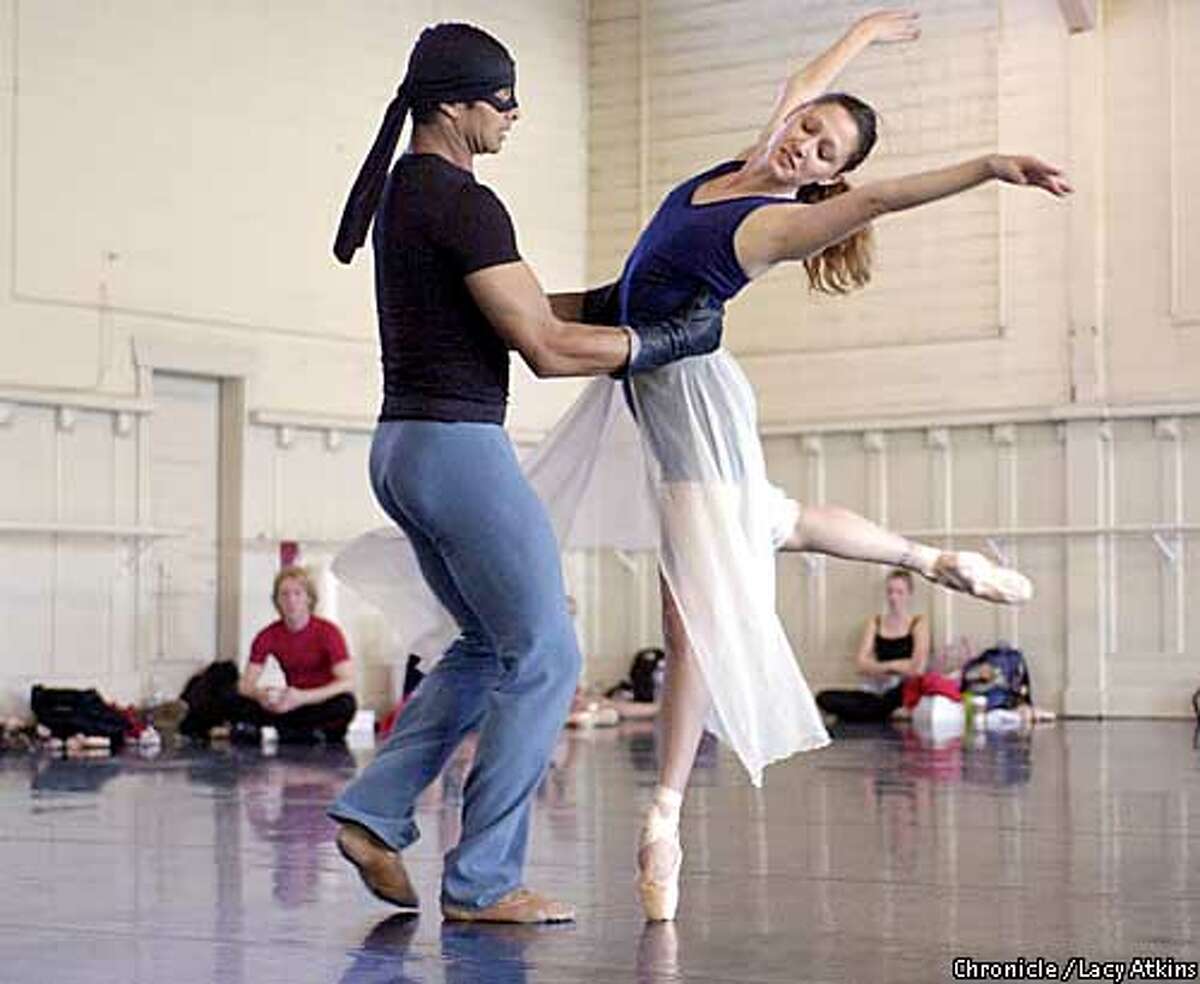 Zorro rides again / Michael Smuin revives in dance an action hero