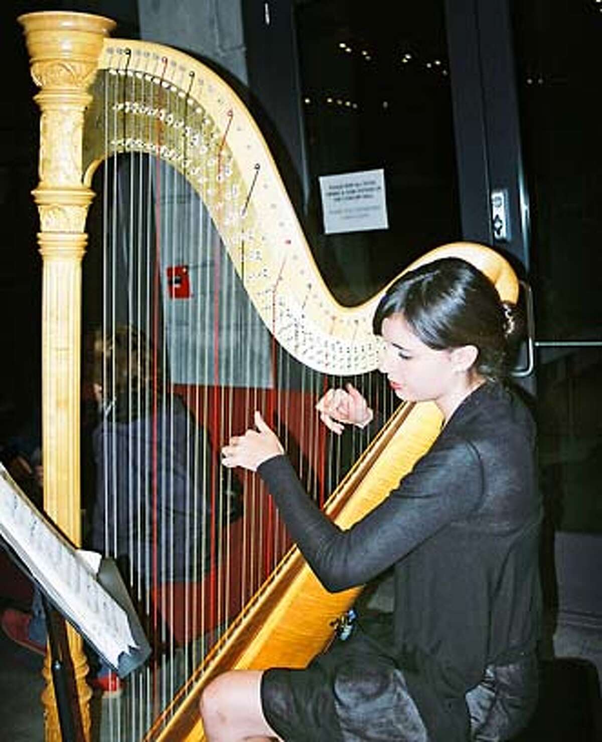 Memorial show / Sabrina Duim(02)