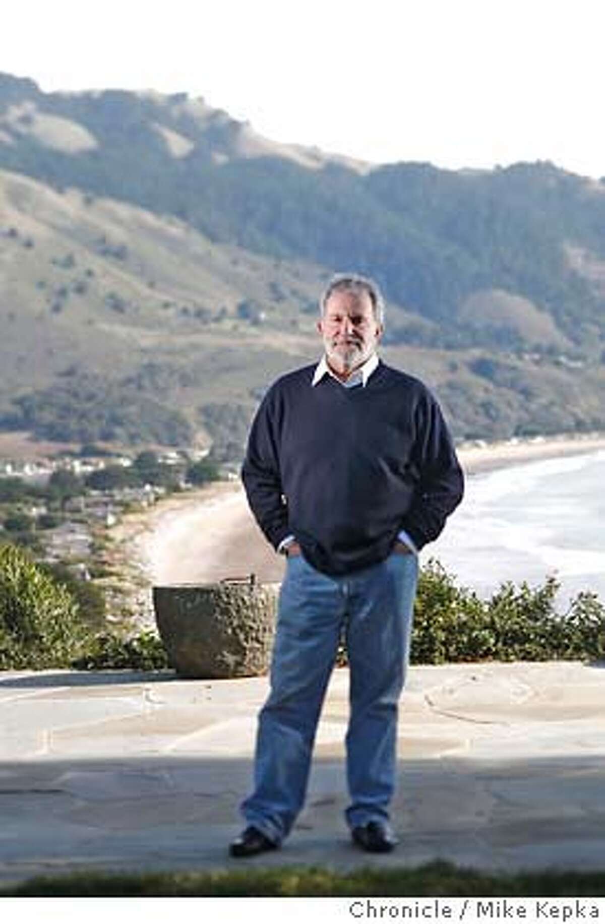 ganis1700037_mk.JPG Sid Ganis, president of the Motion Picture Academy, was photographed at his Bolinas home on 12/29/06. Mike Kepka / The Chronicle Sid Ganis (cq) the source MANDATORY CREDIT FOR PHOTOG AND SF CHRONICLE/ -MAGS OUT