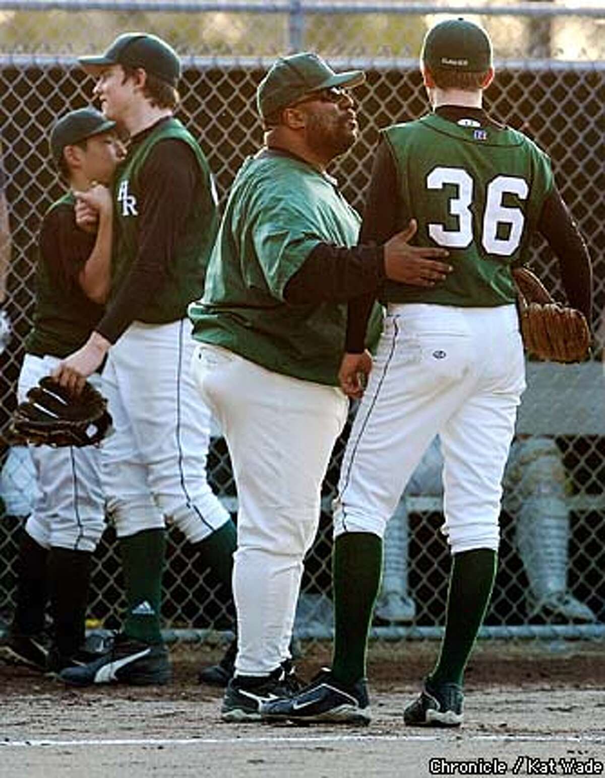 HeadRoyce baseball coach tends wellkept secret / Jayhawks develop