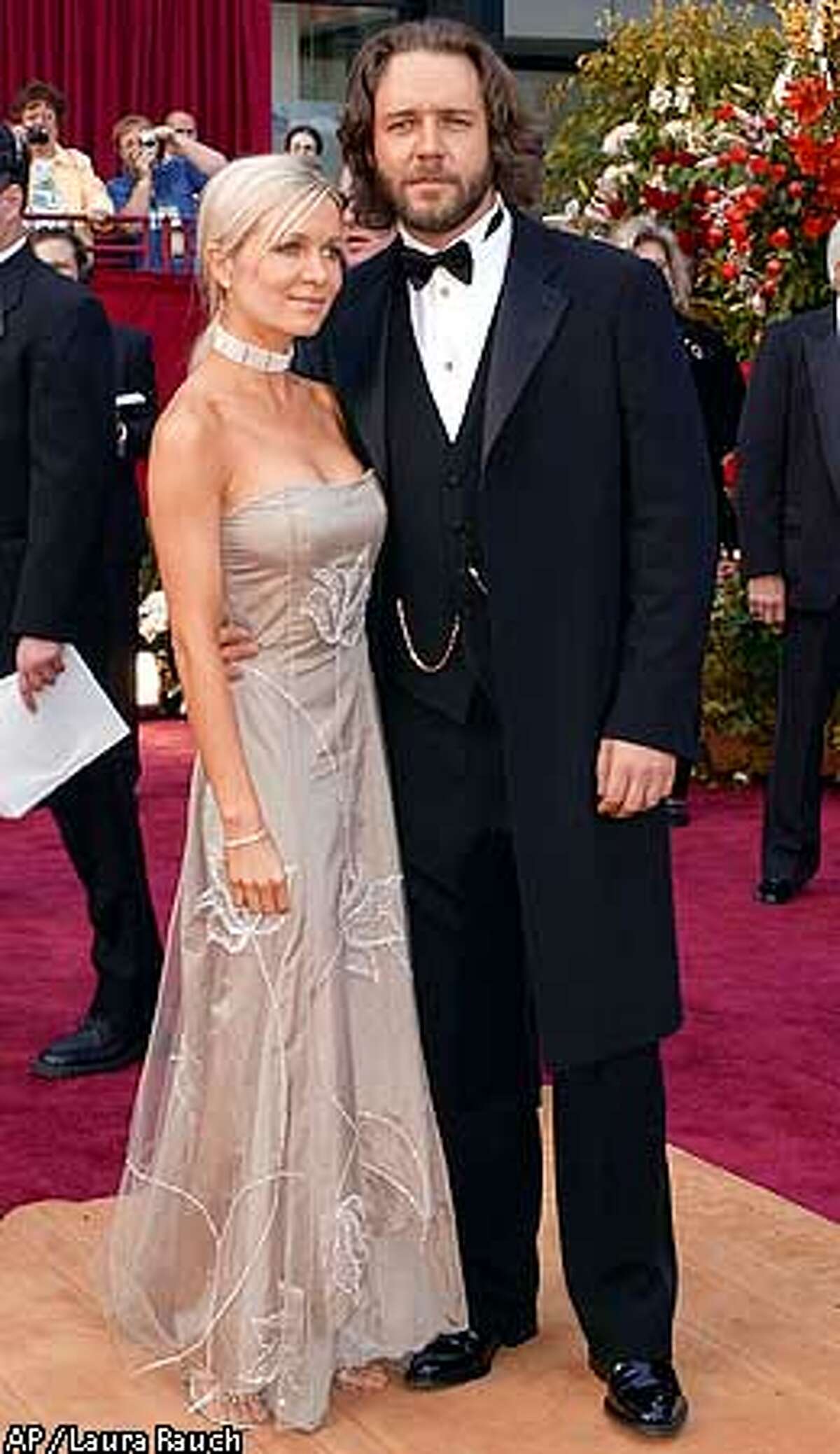 Russell Crowe to have baby boy; P. Diddy sued again; Aerosmith's sweet