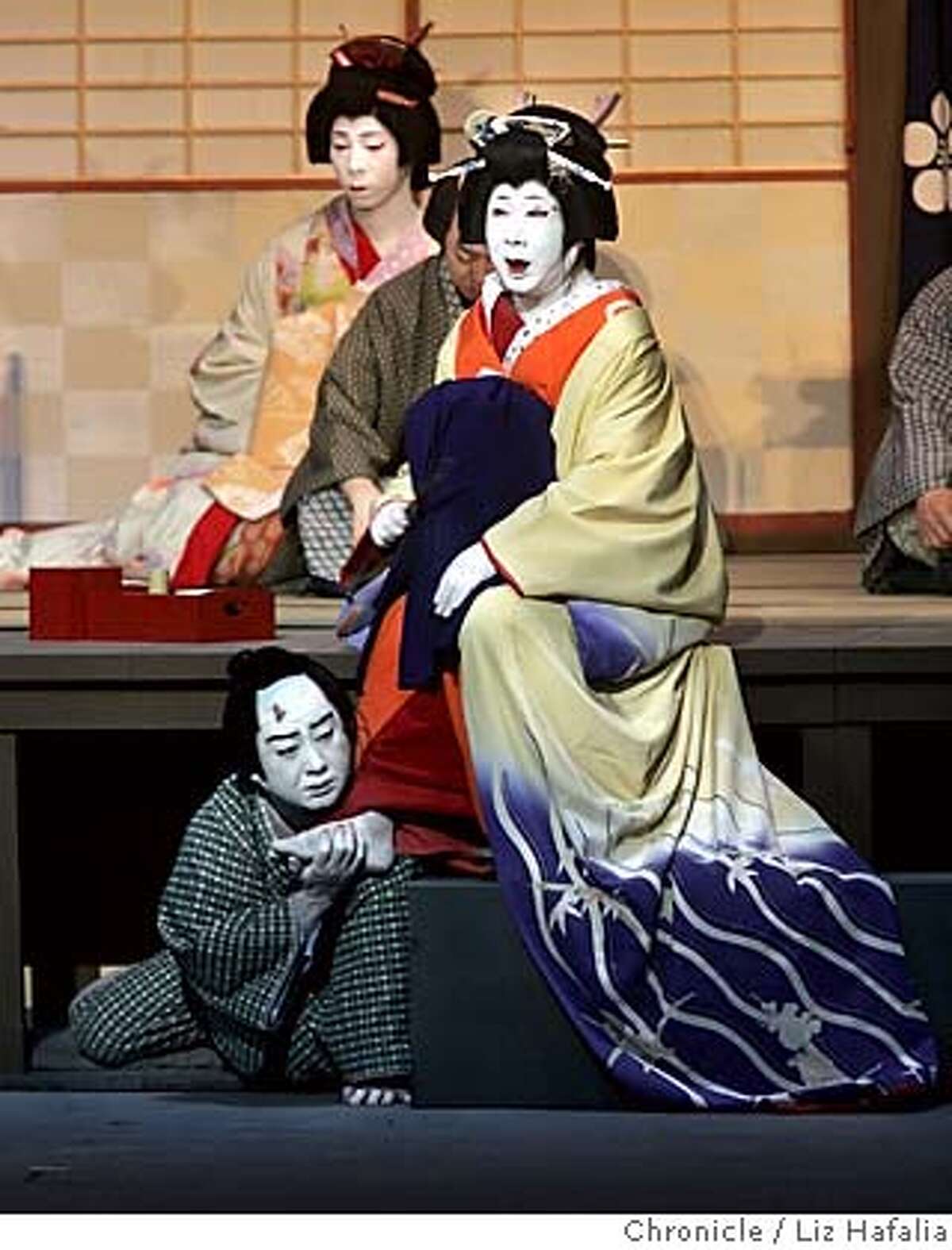 REVIEW / Kabuki tale of lovers' suicide needs no translation
