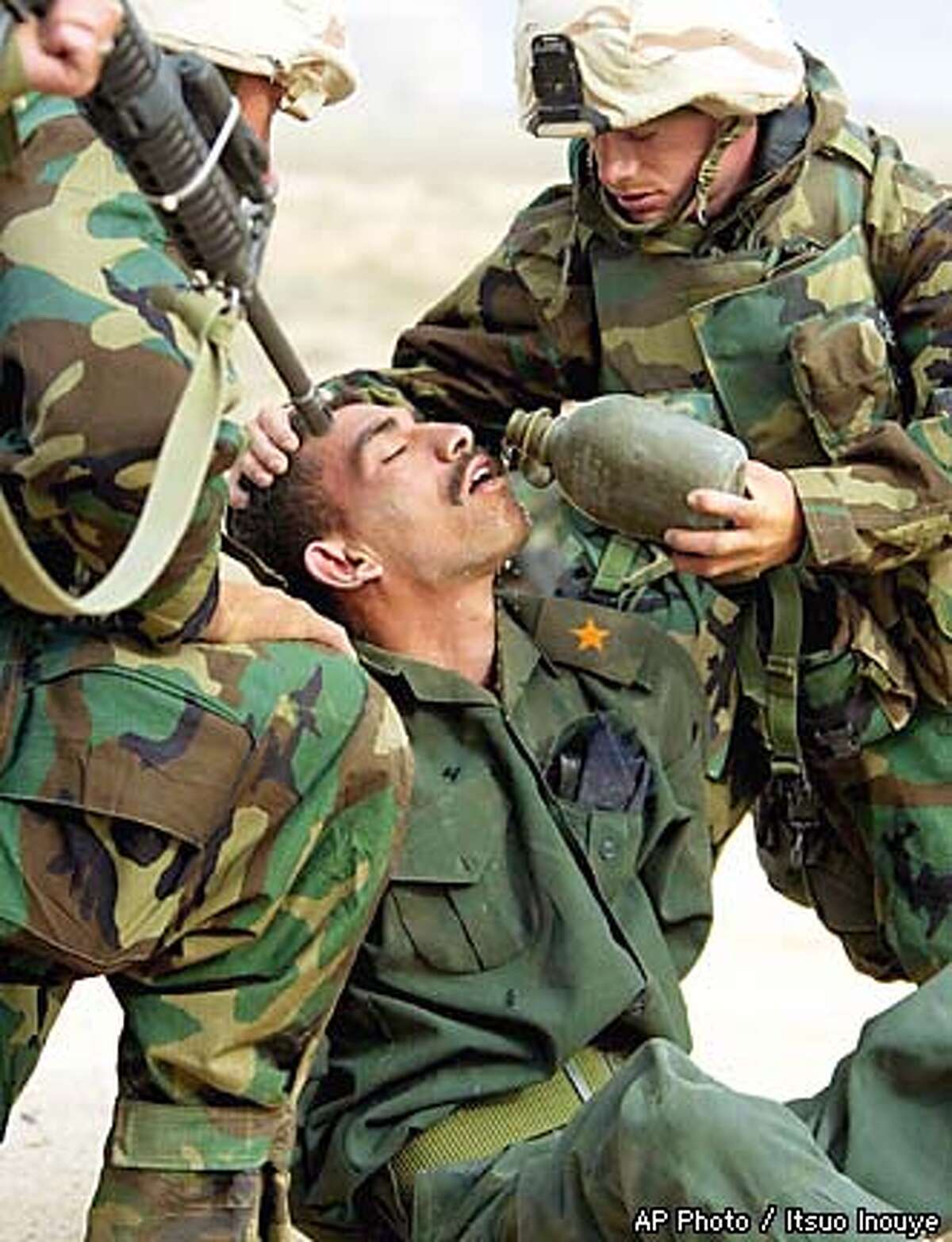 越战中，让越南女兵受尽折磨的“空孕催乳剂”，究竟有什么作用？_凤凰网历史_凤凰网