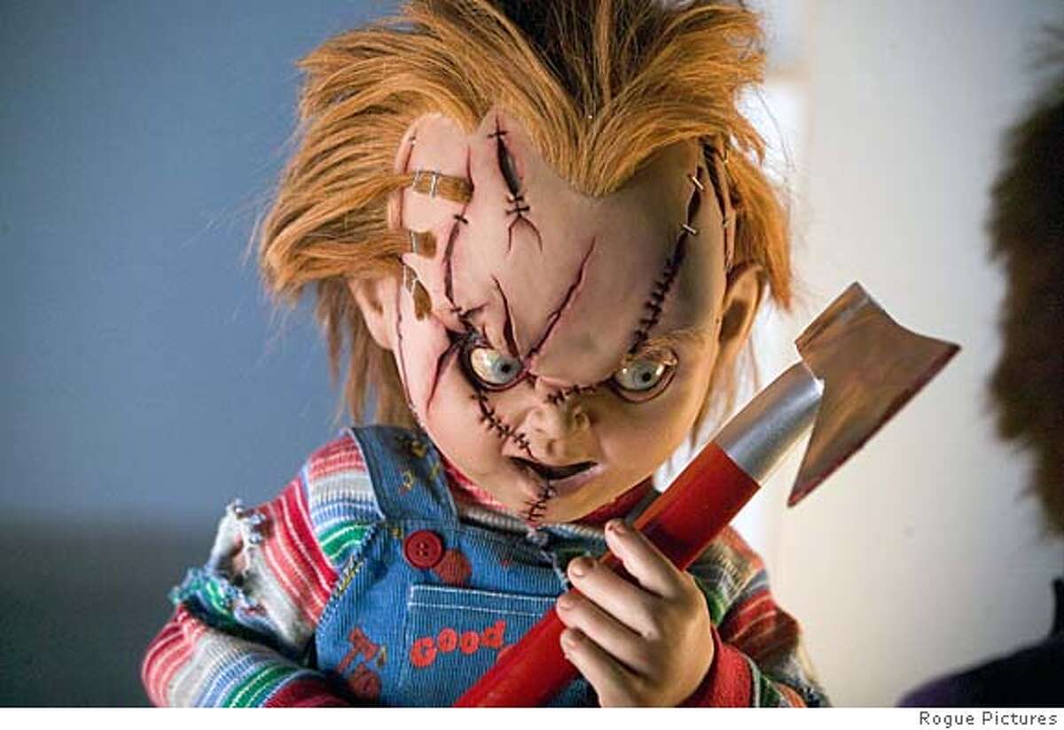 Killer doll "Chucky" returns as a father faced with the challenge of raising his killer child doll, "Glen" in "Seed of Chucky." Rogue Pictures Datebook#Datebook#Chronicle#11/13/2004##Advance##0422456670