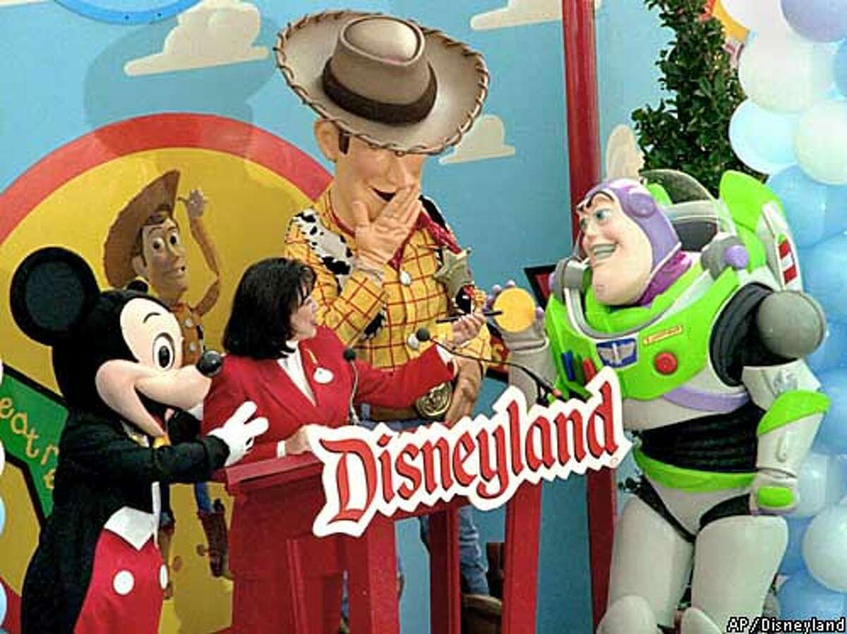 Disney rivals court Pixar / Emeryville animation studio looking for new distributor Disney rivals court Pixar / Emeryville animation studio looking for new distributor