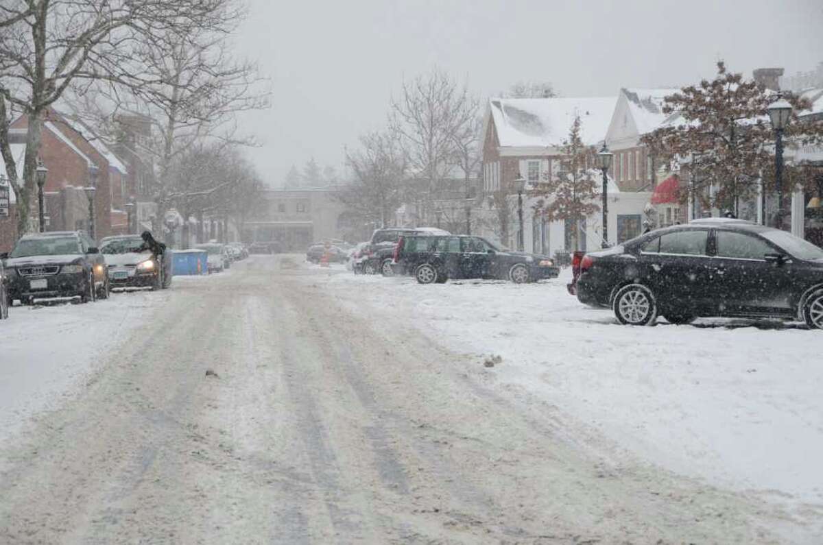 New Canaan poststorm forecast Cold today; wet & warmer tomorrow