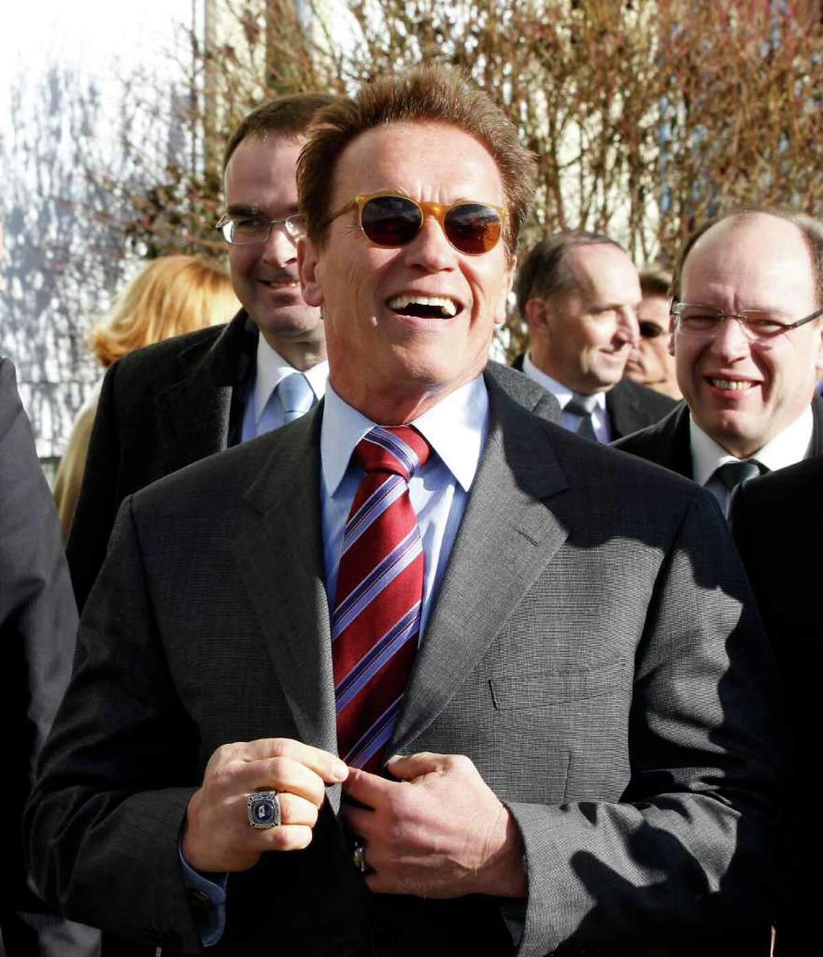 Arnie visits Austrian town run on green energy