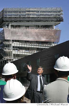 Long before its finishing touches, the new de Young's already controversial