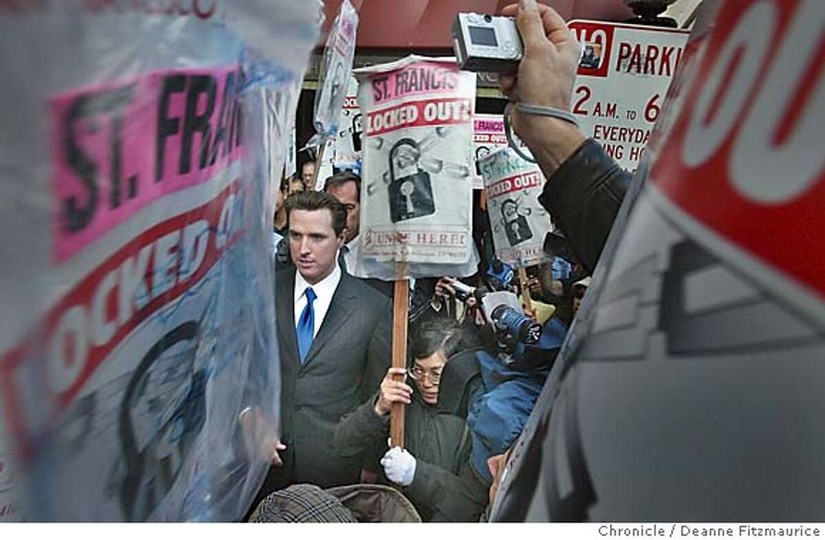 pickets_120_df.JPG Mayor Gavin Newsom walked the picket line with locked out workers in front of the St. Francis Hotel. Deanne Fitzmaurice / The Chronicle MANDATORY CREDIT FOR PHOTOG AND SF CHRONICLE/ -MAGS OUT Nation#MainNews#Chronicle#10/27/2004#ALL#5star##0422434142