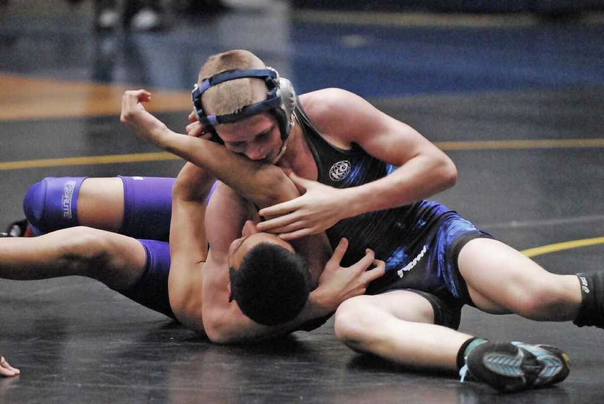 wrestling-wolves-winning-once-again