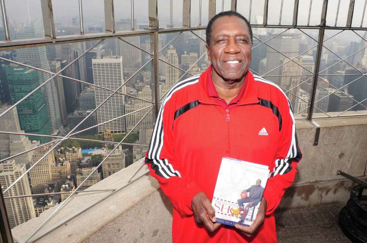 Basketball great Meadowlark Lemon returns to Fairfield for Open Visions