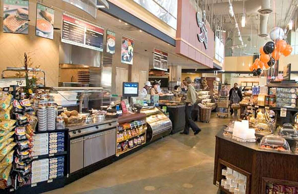 Safeway to spend a bundle on new image / 100 million ad campaign to