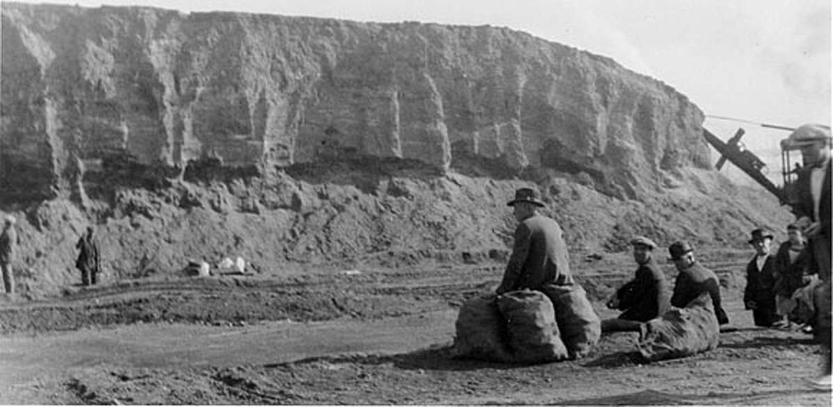 The shell mound as it appeared before it was razed in the 1920s.