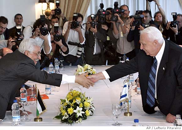 A New Beginning Toward Mideast Peace / Palestinian, Israeli Leaders ...