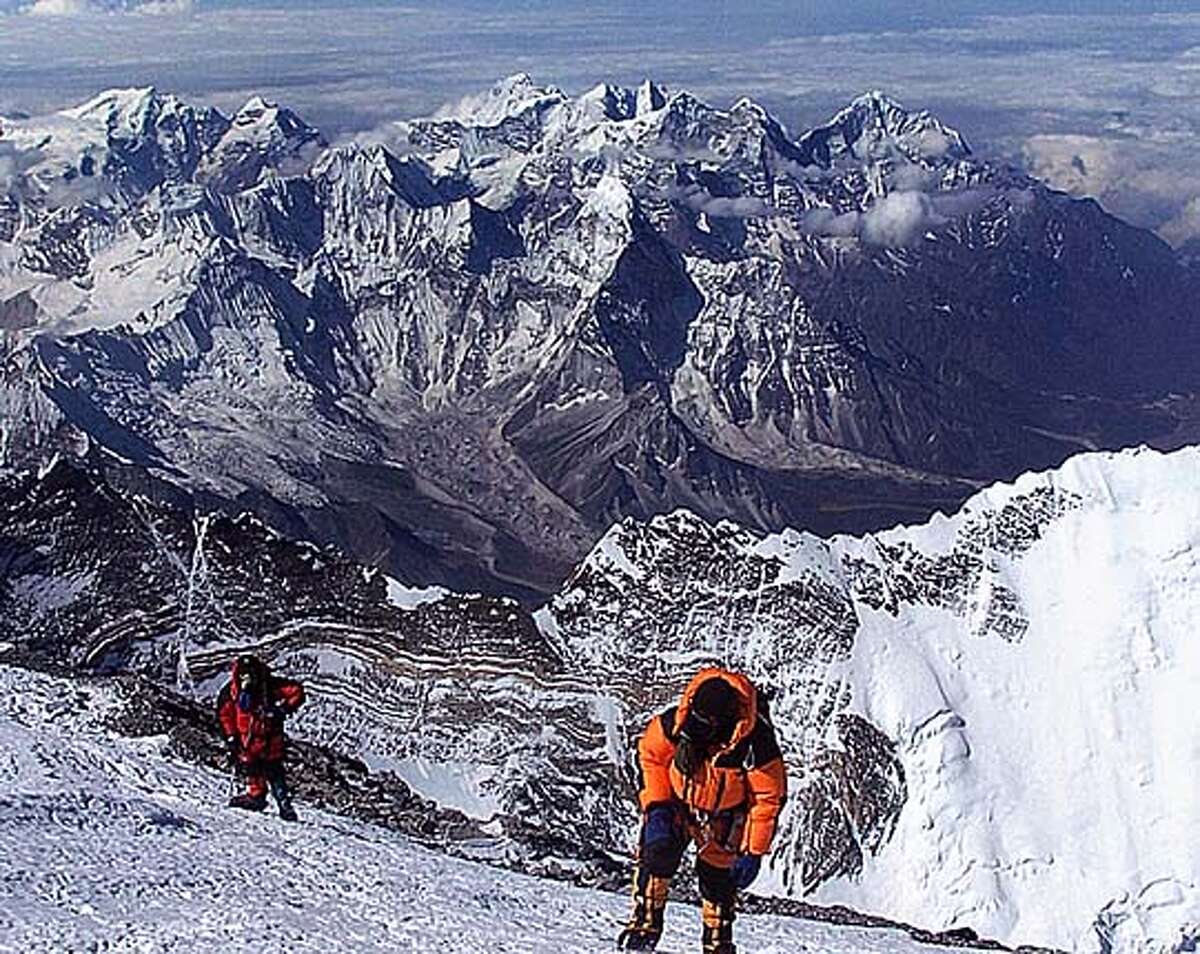 S.F. worker helps Sherpa rise above disability to Everest