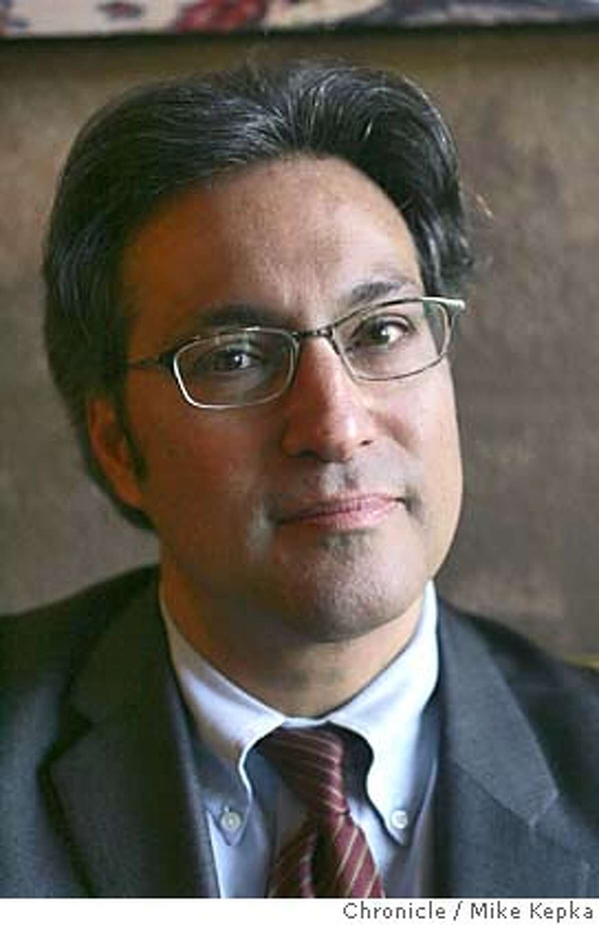 ross08089_mk.jpg Ross Mirkarimi at his District 5 neighborhood hangout, Cafe Abir. Mirkarimi will be sworn in as a new District 5 Supervisor Friday. 1/7/05 Mike Kepka/The Chronicle Ran on: 01-08-2005 Ross Mirkarimi worked for both Terence Hallinan and Matt Gonzalez. MANADATORY CREDIT FOR PHOTOG AND SF CHRONICLE/ -MAGS OUT