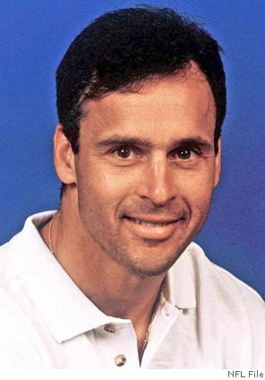 Nolan Rincon 49ers find their man / Nolan has respect in league, ties to San Francisco