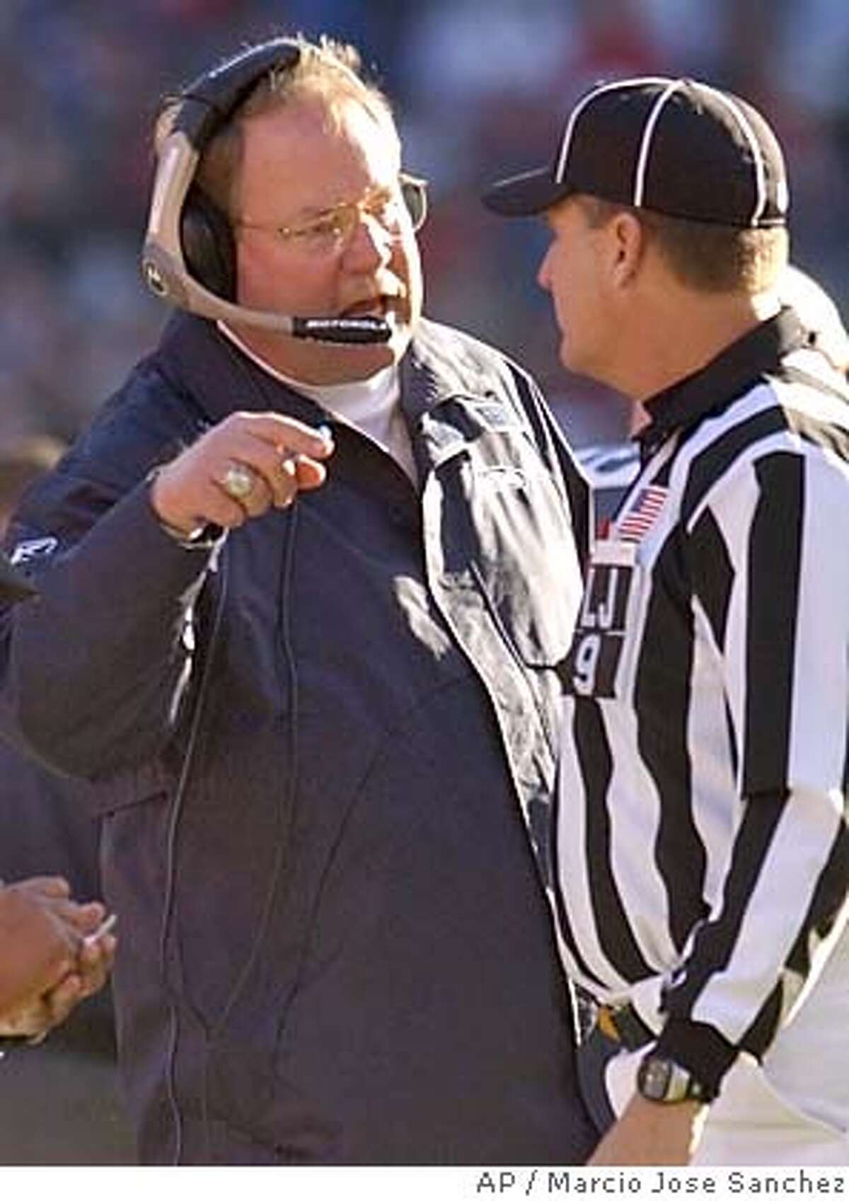 Mike Holmgren, Seahawks situation coming to a head