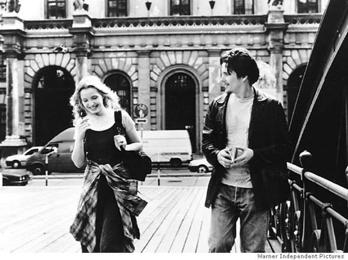 Julia Delpy and Ethan Hawke in BEFORE SUNRISE