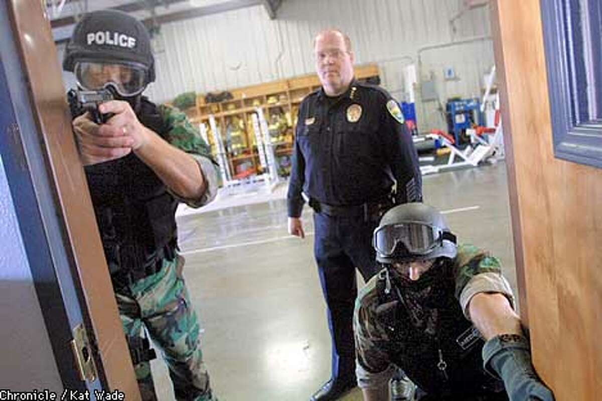 Besieged Suisun City chief says he's gay / Disclosure comes amid