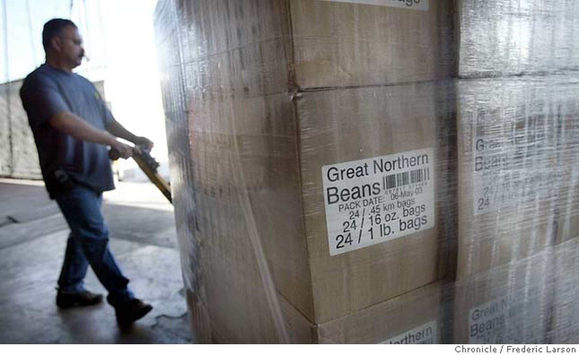 Food banks cater to immigrant taste / Adapting menus for a diverse Bay Area