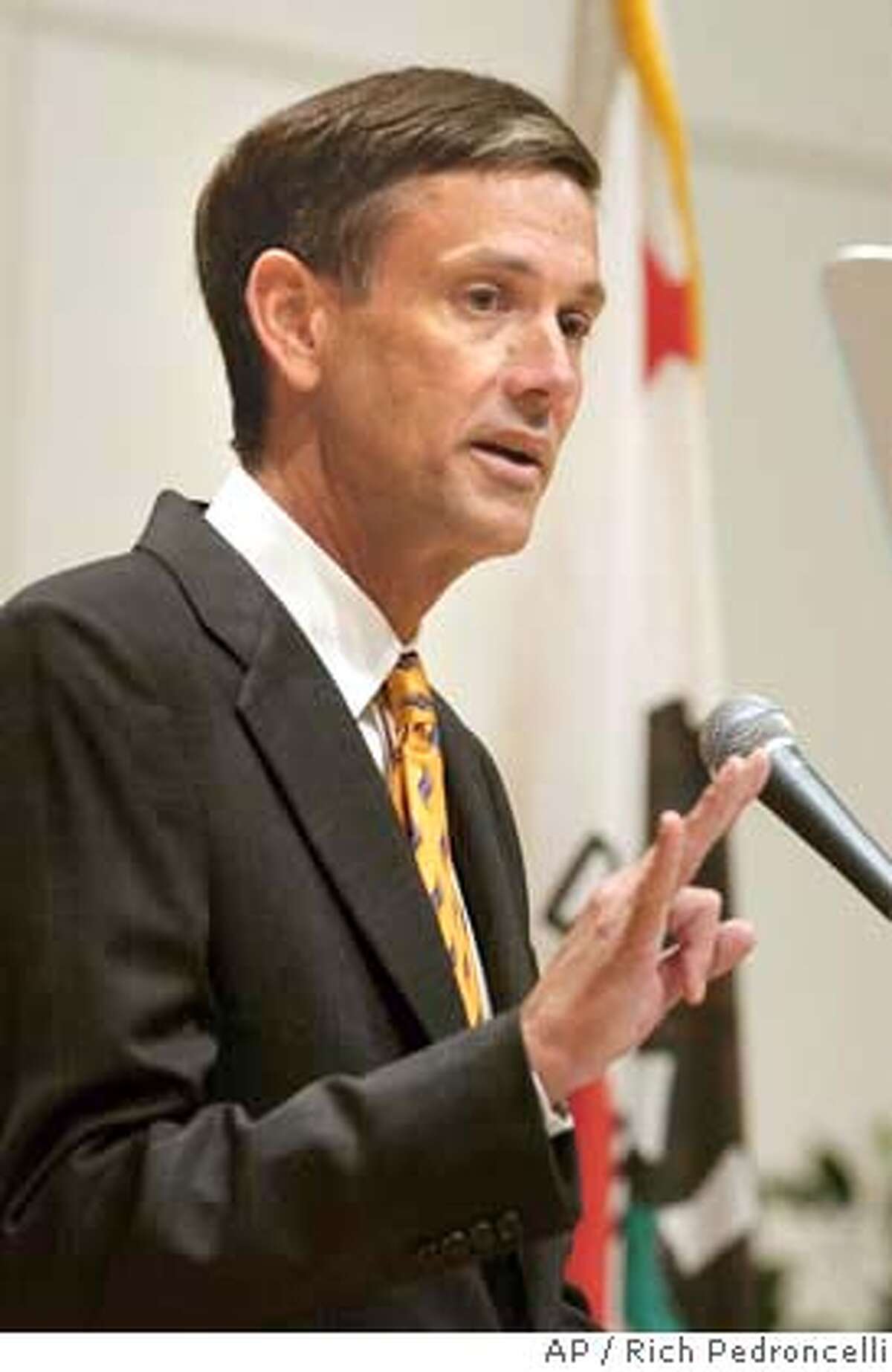 State schools chief Jack O'Connell calls for a renewed push to improve the state's high schools while delivering his first "State of Education in California" address in Sacramento, Calif., Wednesday, Feb. 11, 2004. (AP Photo/Rich Pedroncelli) ProductNameChronicle