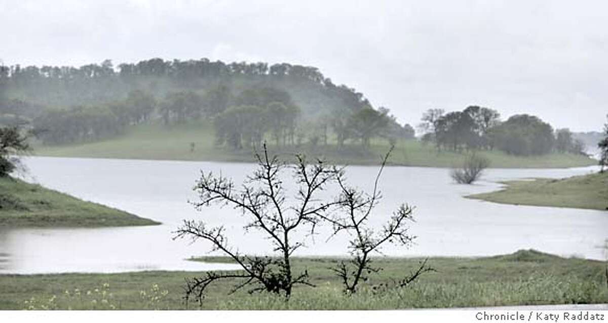 Perfect time for a great lake escape / Spring in swing at Northern