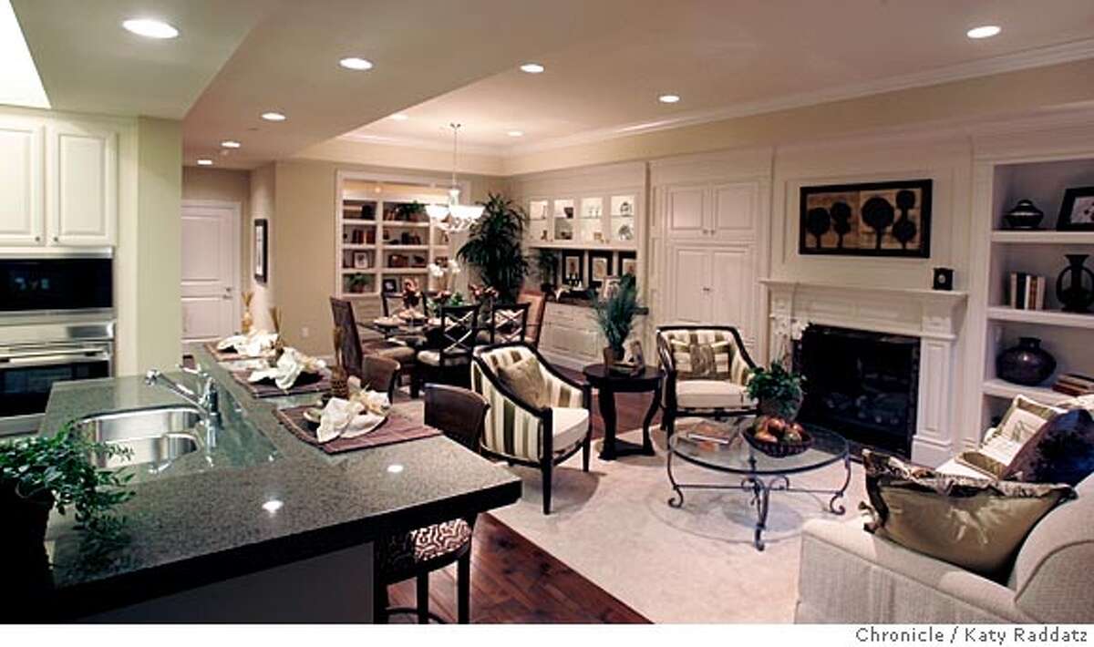 Luxury pads in downtown Palo Alto / Chichi 2bedroom Woodmark condos in
