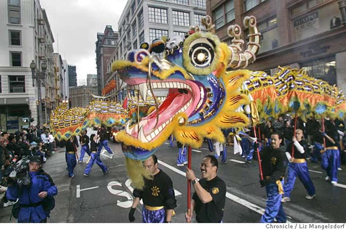 SAN FRANCISCO / Chinese New Year?’s Parade / Soggy streets come alive