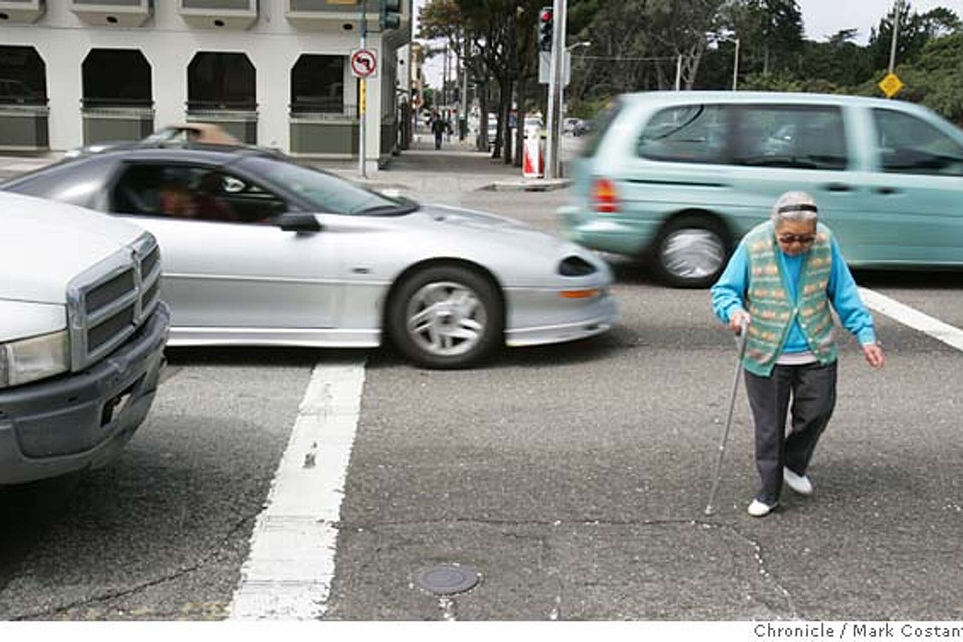 SAN FRANCISCO / Pedestrian killed by hit-run driver in 19th Ave ...