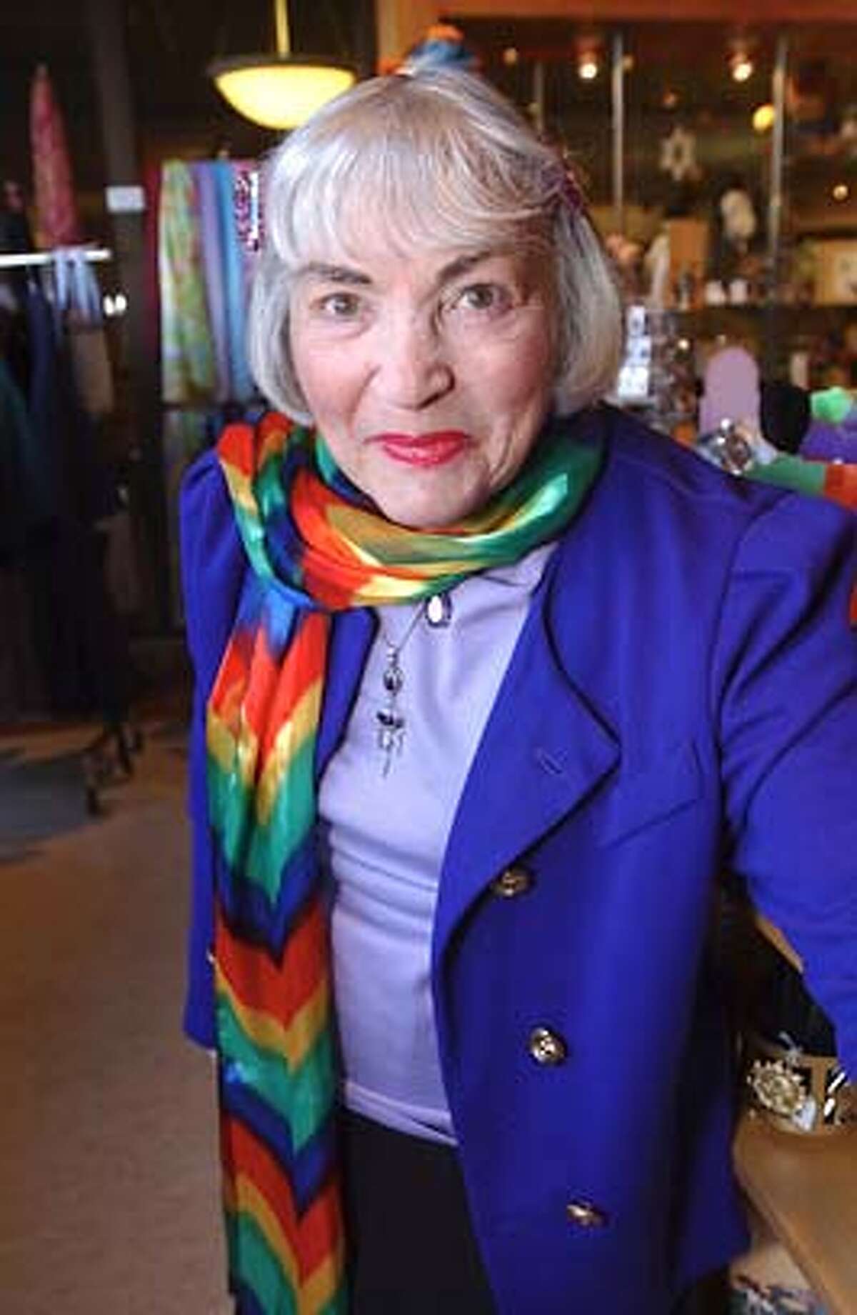 Photo of Esther Weintraub, for obit of 89 year old Jewish comic.