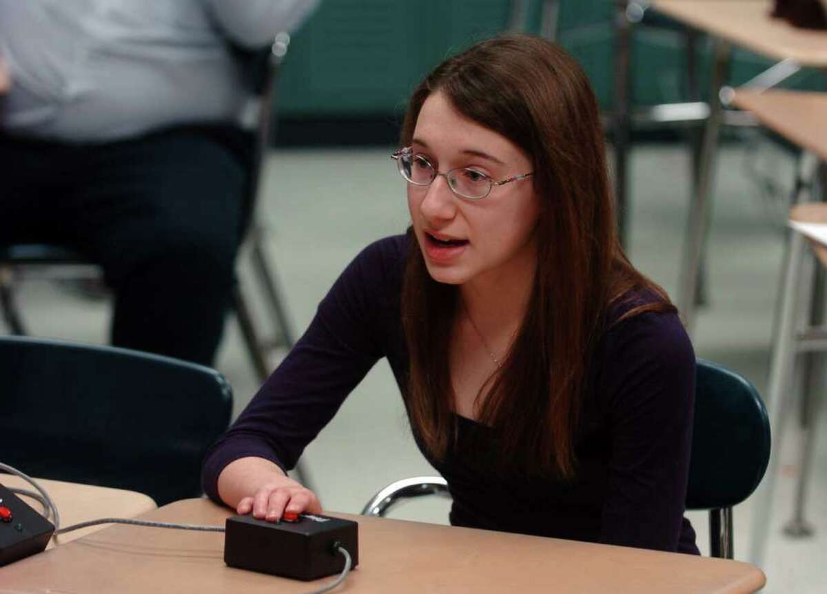 Danbury teen wins regional history bee