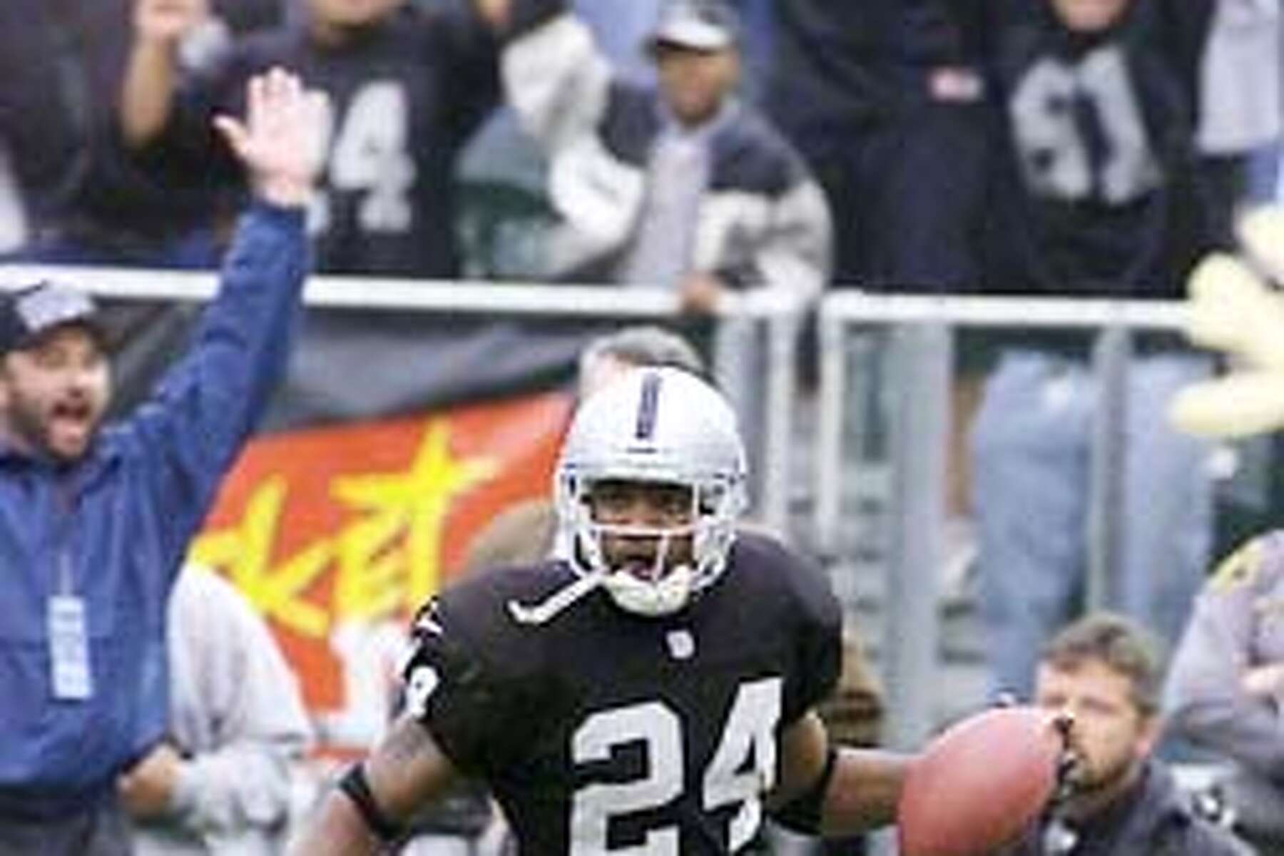 RAIDERS WOODSON-C-28NOV99-SP-MAC Oakland Raiders V. Kansas City