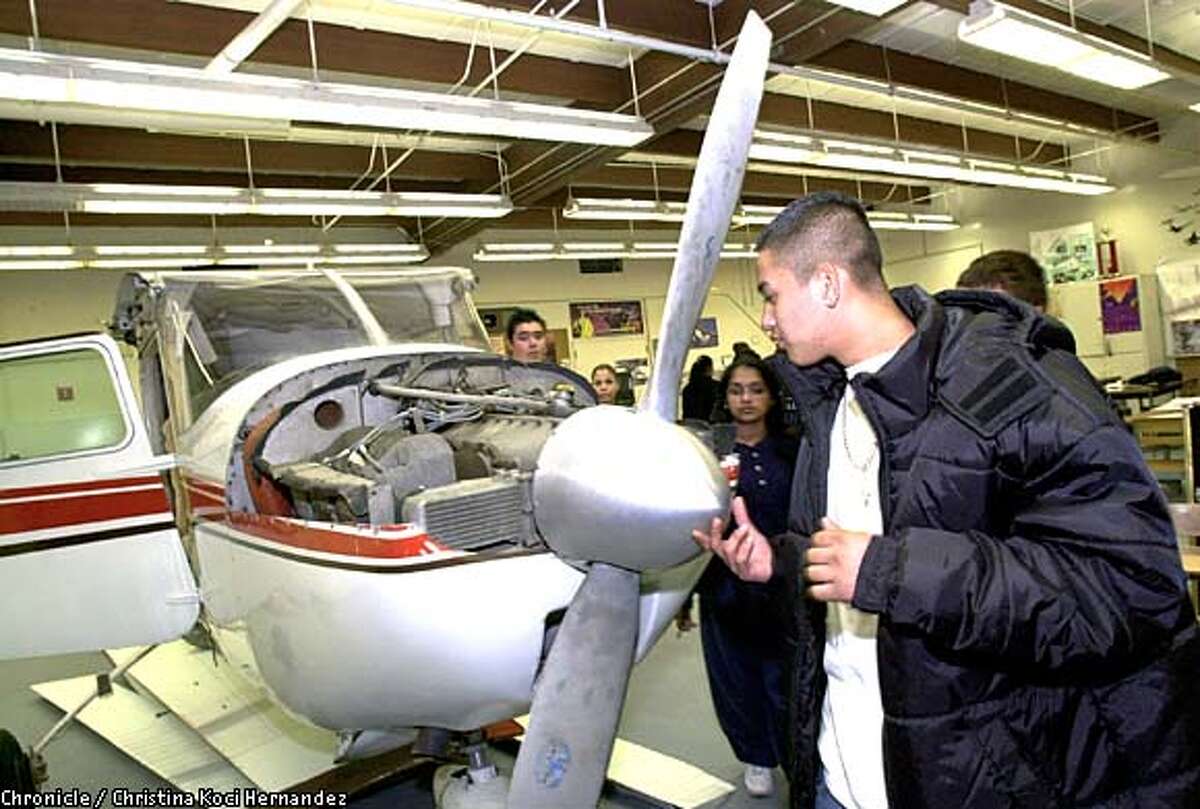 Aviation Academy's Cessna helps students aim higher / Overfelt program  offers training in repairing, flying