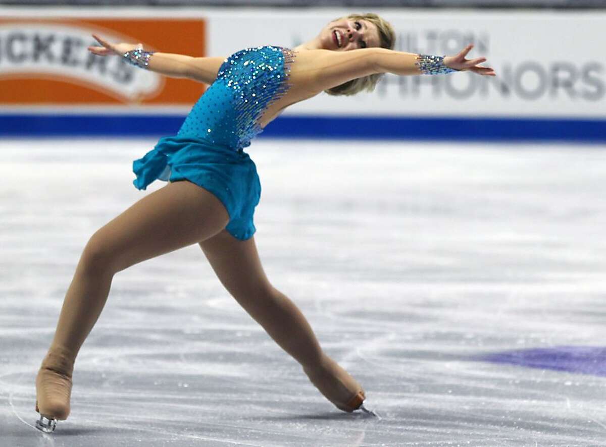 Agnes Zawadzki dominant in short program