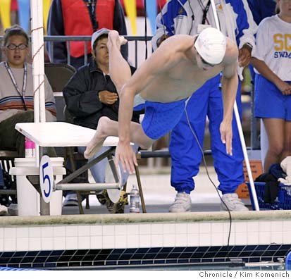 SANTA CLARA INTERNATIONAL SWIM MEET Phelps Flops Then Finishes Fast In