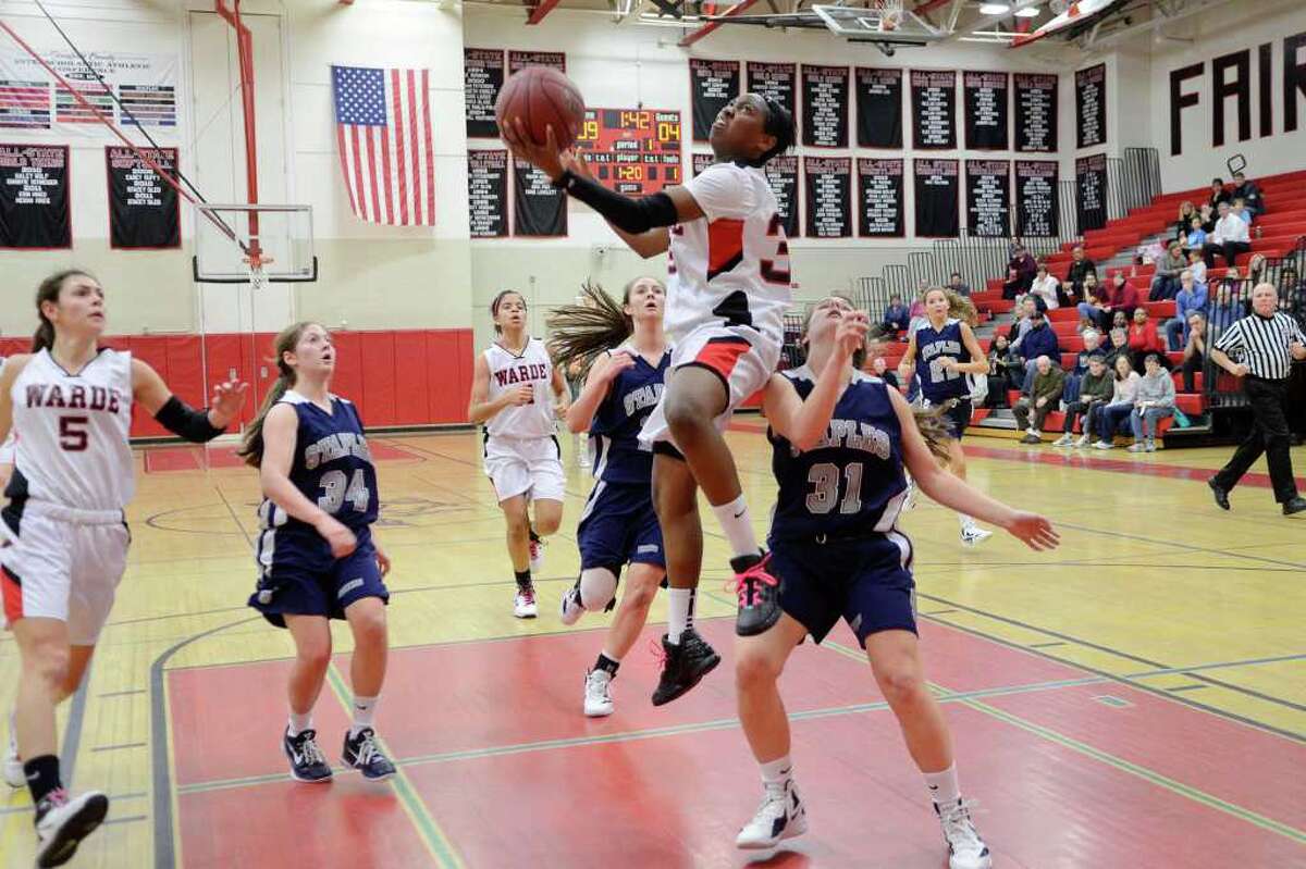 Staples falls to torrid Fairfield Warde