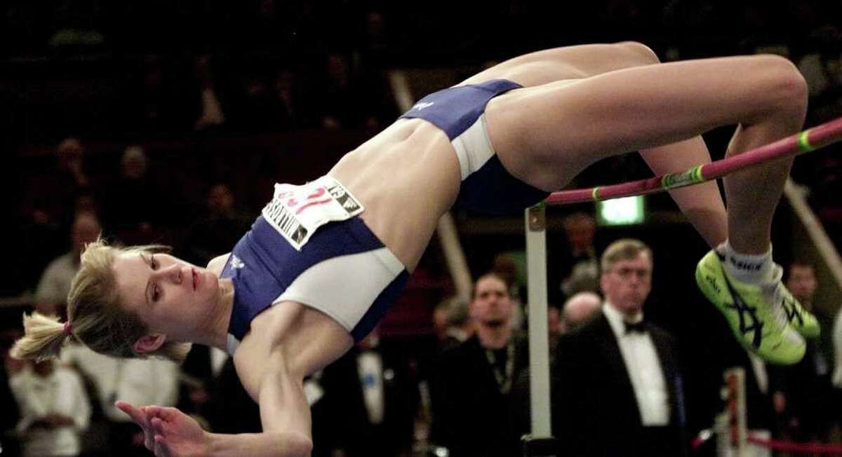 At 36, high-jumper Acuff raising the bar yet again
