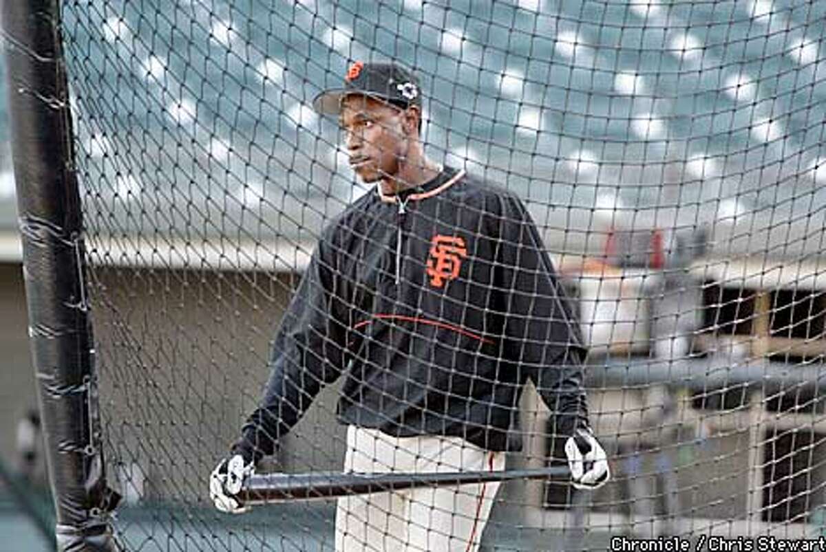 Magowan's Giant dream comes home / Pac Bell gets ready to host Game 3