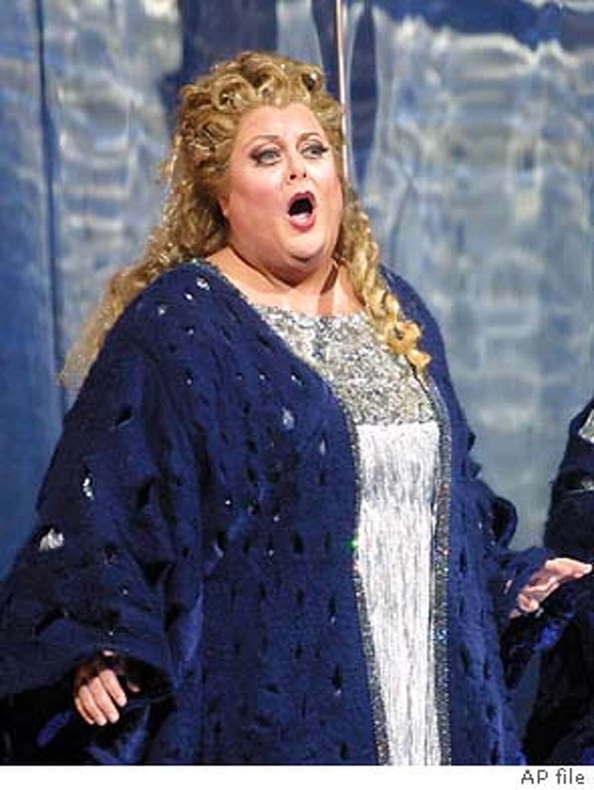 Debbie Voigt Doing A Christmas Special 2022 View / She Can Sing, But How's She Look? Deborah Voigt's Firing Shows How  Opera's Becoming Like Hollywood.