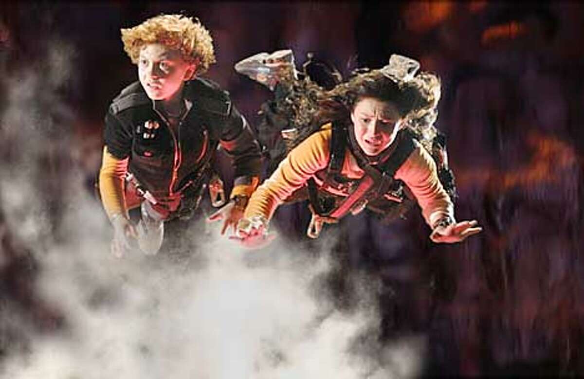 Soft Landing Spy Kids 2 Is Eye Catching And Entertaining But Less Inspired Than The Original