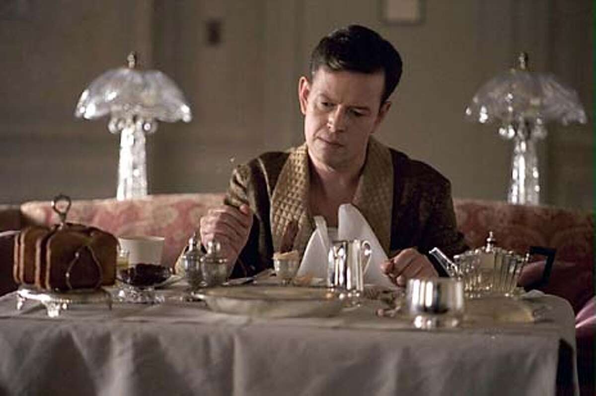 Scene stealers / Classical actors in bit roles add panache to Hollywood films